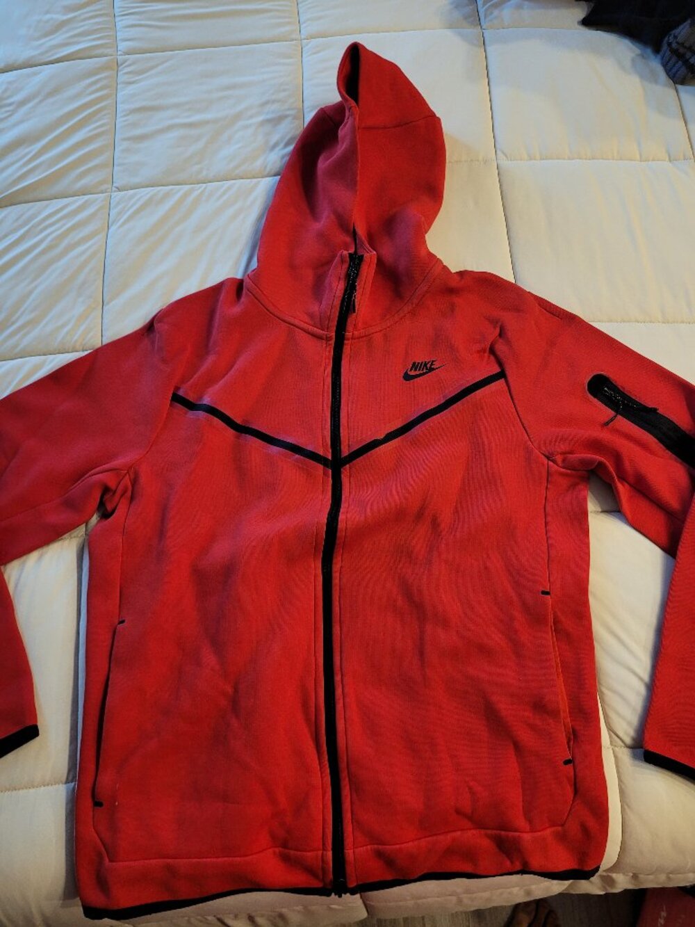 Nike Tech Fleece Red